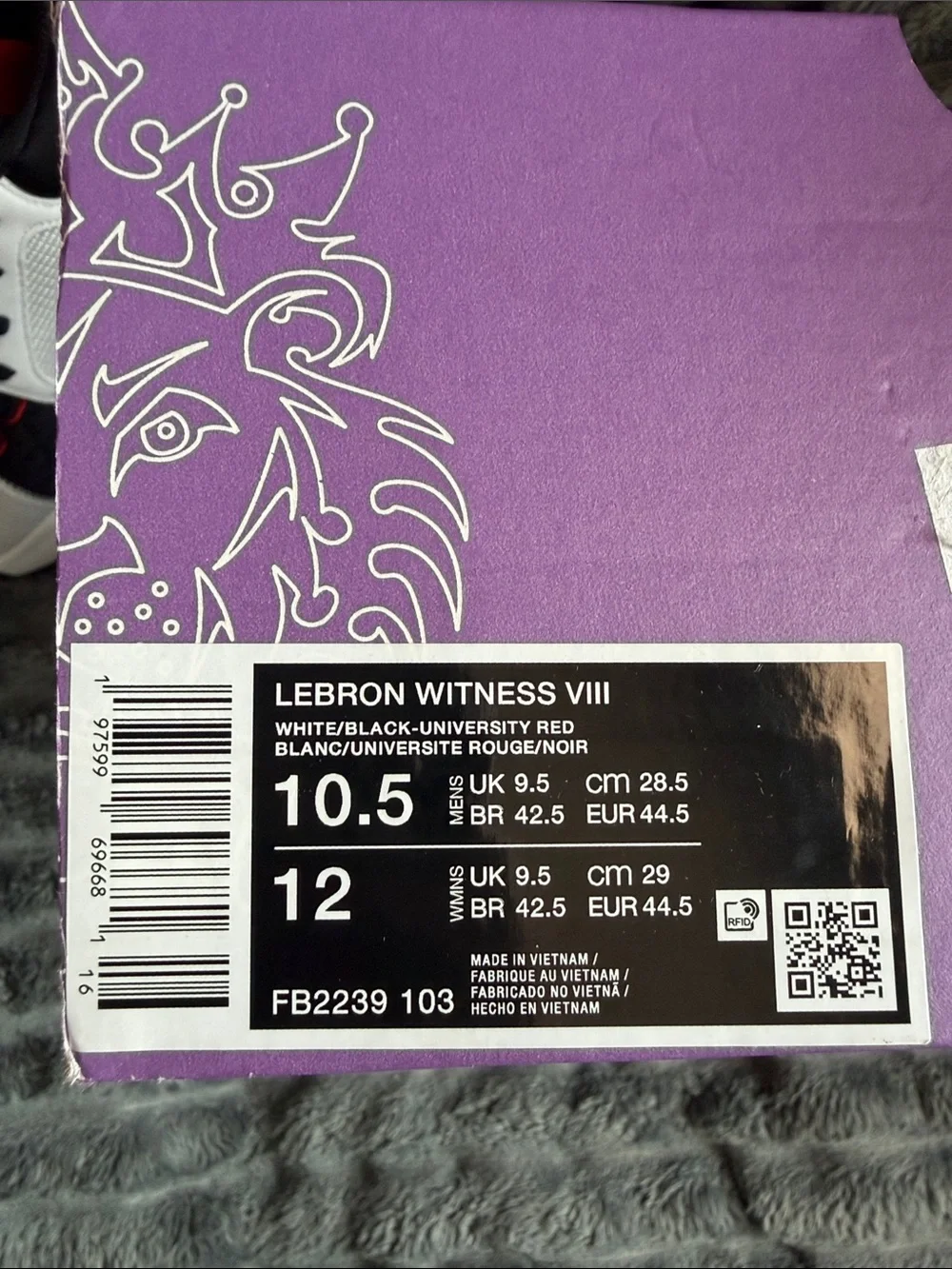 Nike LeBron Witness 8 men’s size 10.5